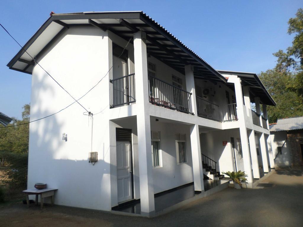 Romana Rest Kataragama Exteriér fotografie
